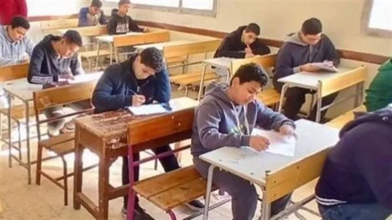 اعتماد محافظة المنوفية.. ظهور نتيجة الشهادة الإعدادية وقائمة أسماء الطلاب الأوائل بالمديرية